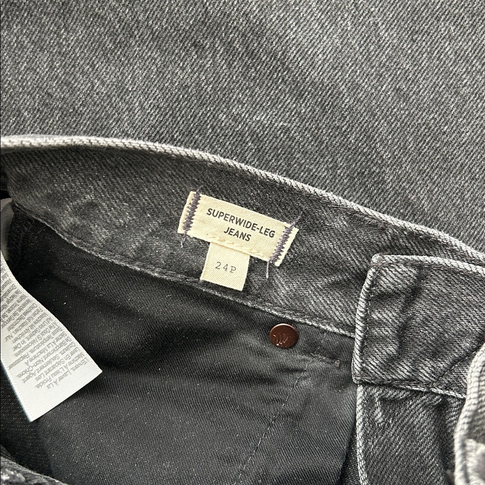 Petite Superwide-Leg Jeans - Picture 12 of 12